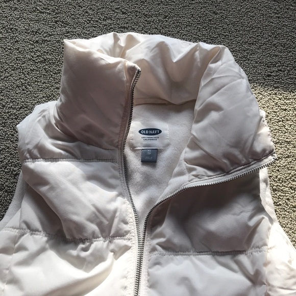 🔥NWT🔥 GAP Bubble Vest with Fleece Lining - Picture 2 of 5
